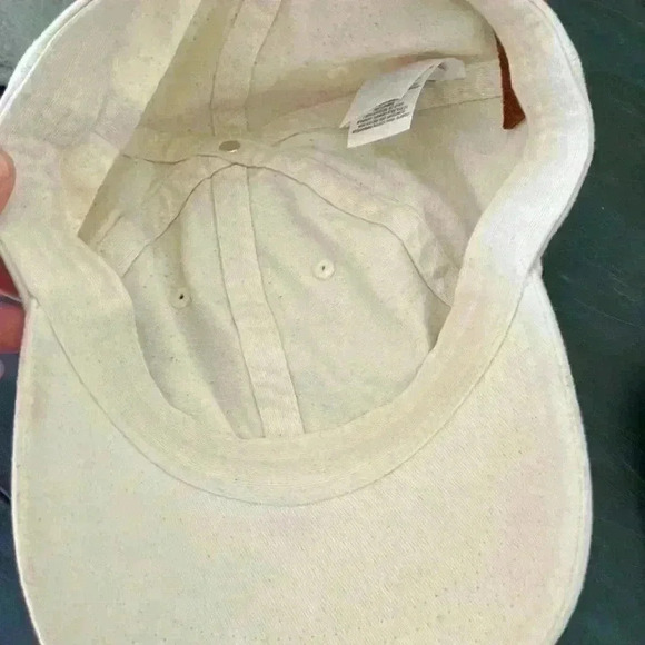 Off White Madewell Hat made from 100% Organic Cotton Leather - Picture 3 of 4